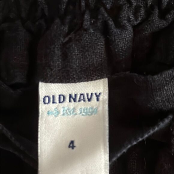 Old Navy High Waist Black Shorts Relaxed Fit - Picture 2 of 8